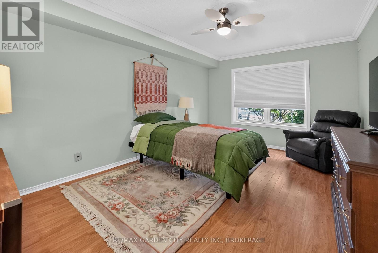 #107 4090 JOHN CHARLES BOULEVARD - Image 19