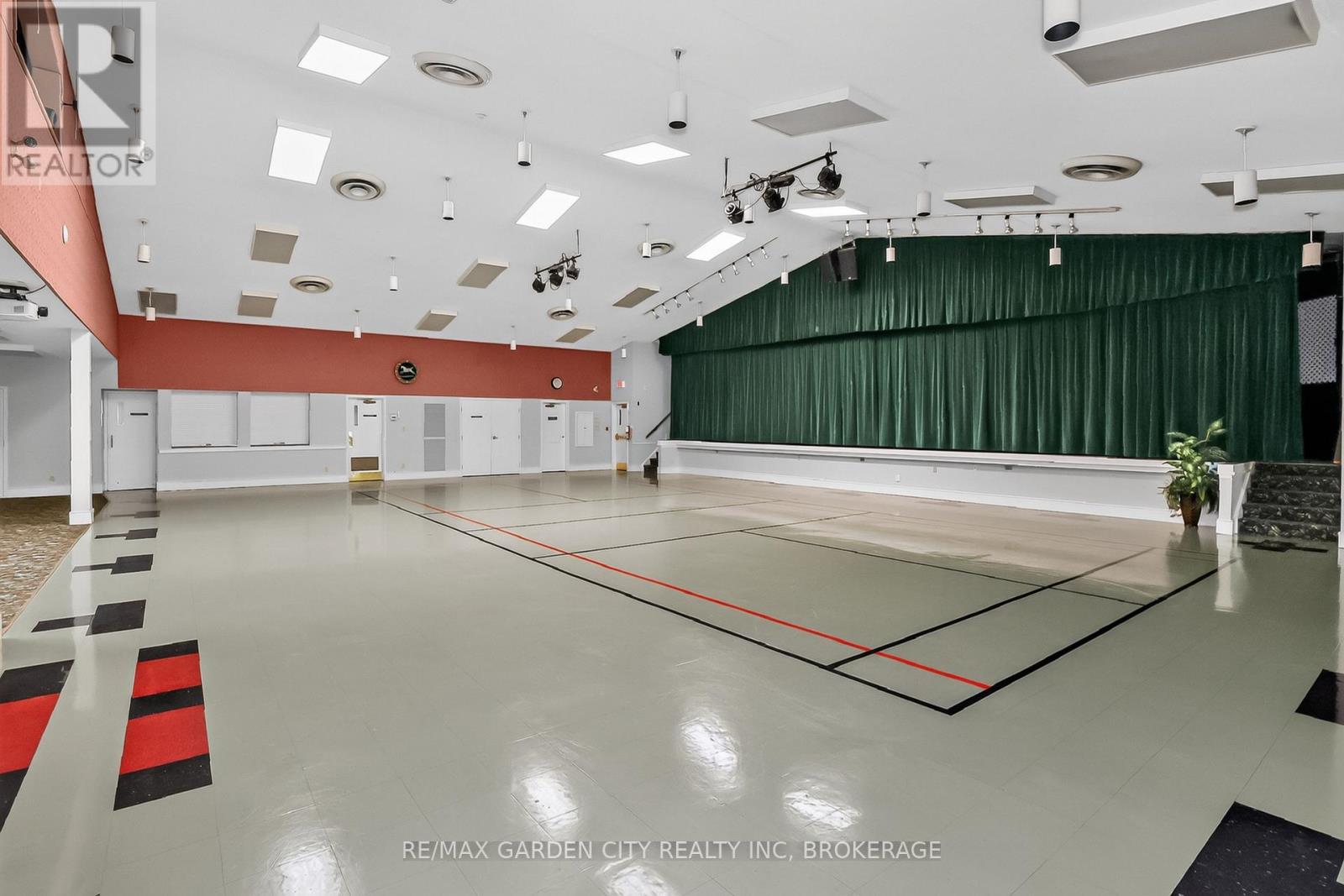 #107 4090 JOHN CHARLES BOULEVARD - Image 34