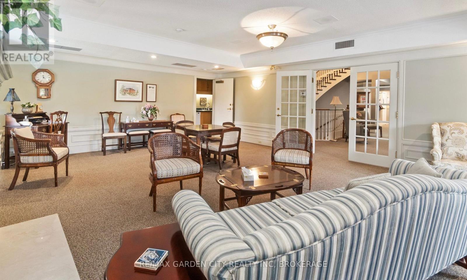 #107 4090 JOHN CHARLES BOULEVARD - 49