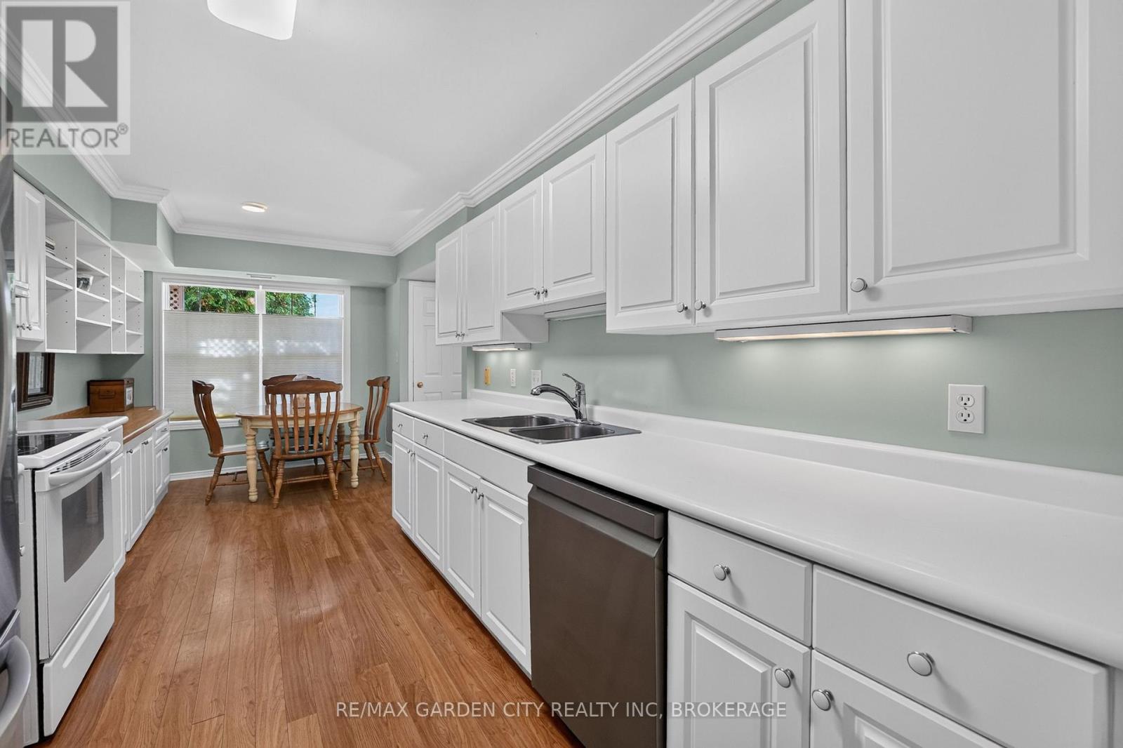 #107 4090 JOHN CHARLES BOULEVARD - Image 5