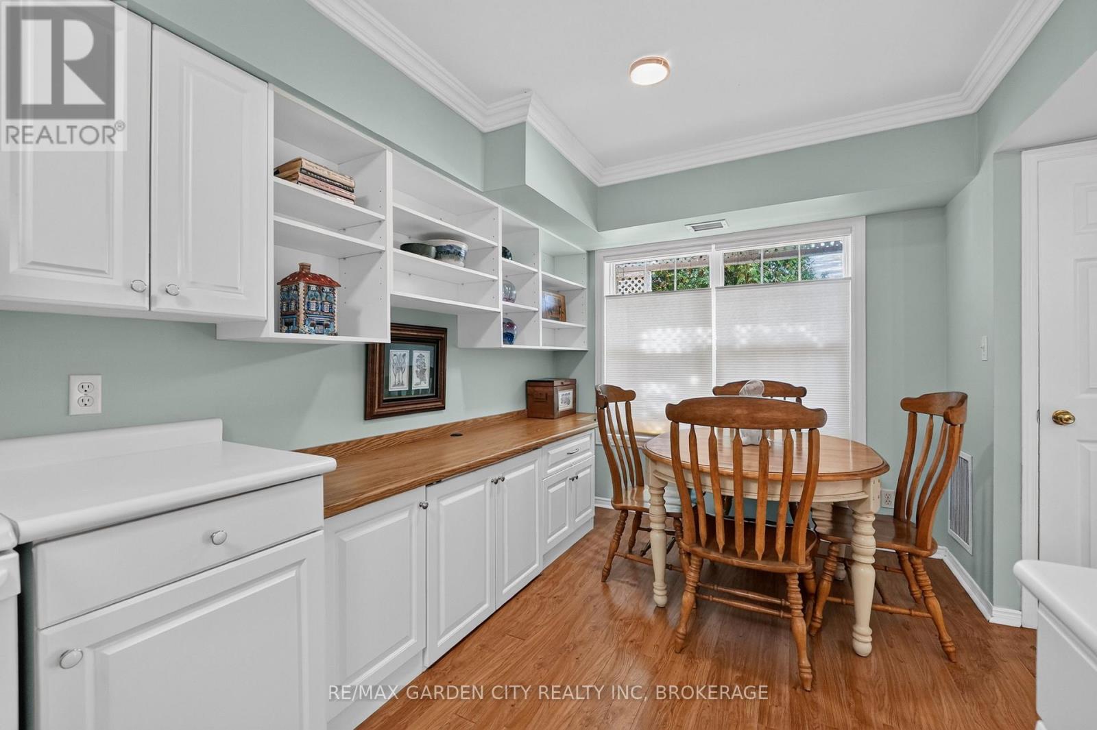 #107 4090 JOHN CHARLES BOULEVARD - Image 6