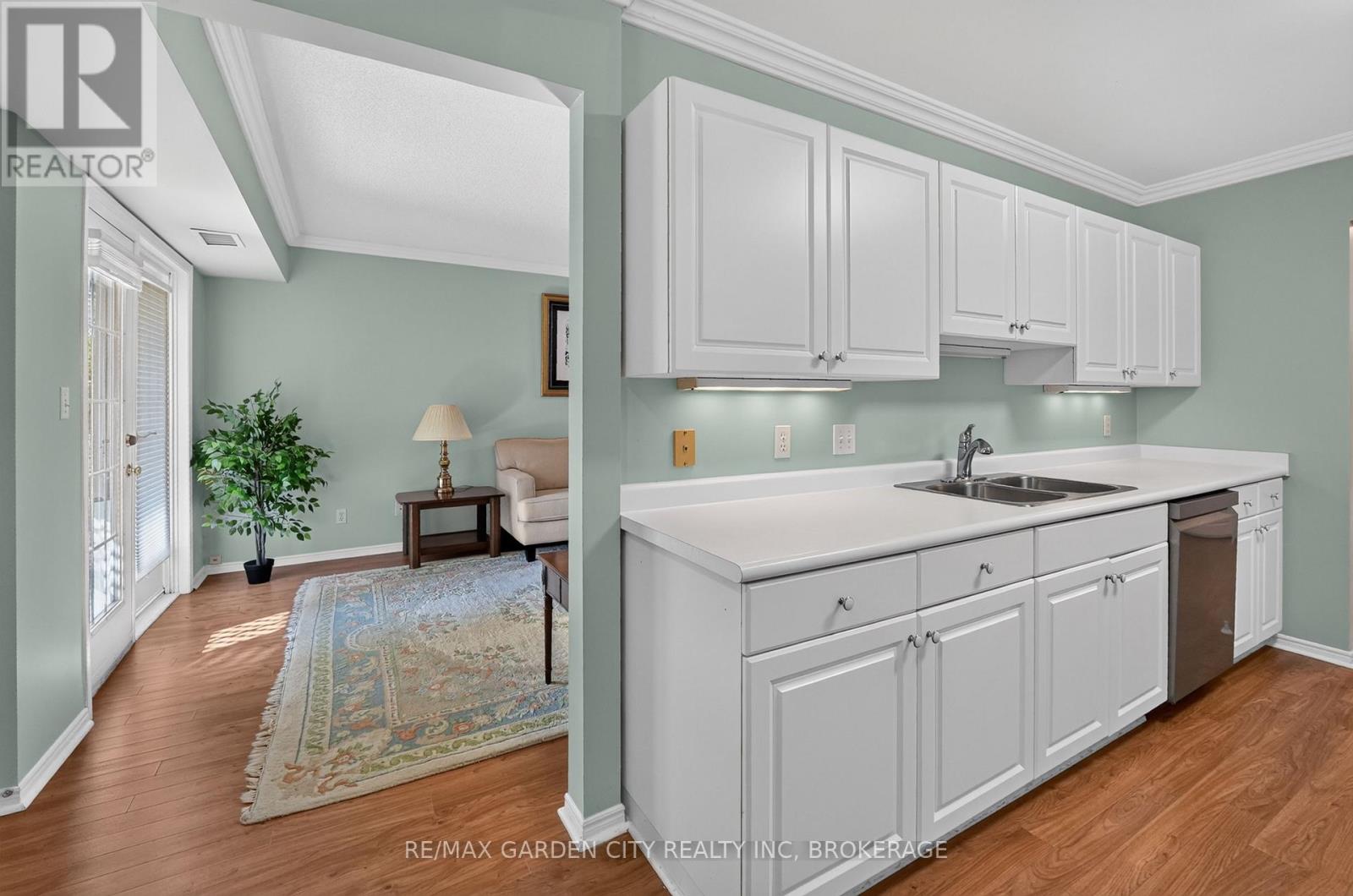 #107 4090 JOHN CHARLES BOULEVARD - Image 8