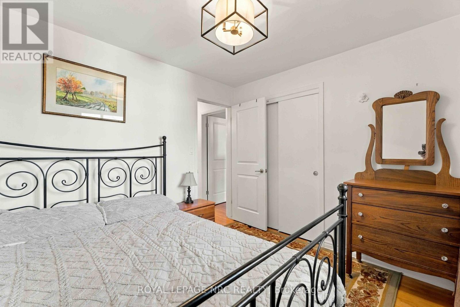 52 NORTHHAVEN ROAD - 16
