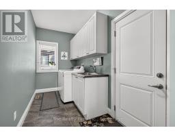 Bathroom - 436 Fairway Road, Woodstock, ON N4T0E1 Photo 10
