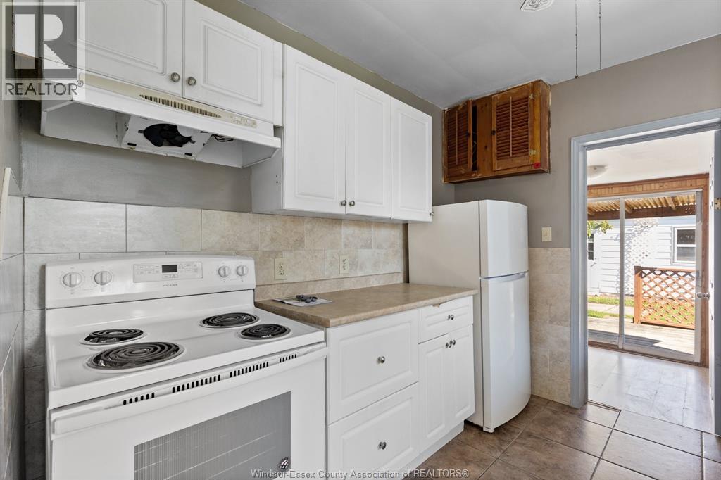 2352 CHANDLER - Image 12