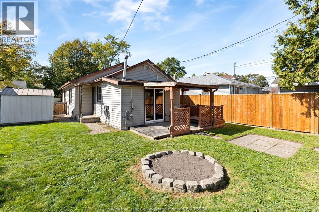 2352 CHANDLER - 16