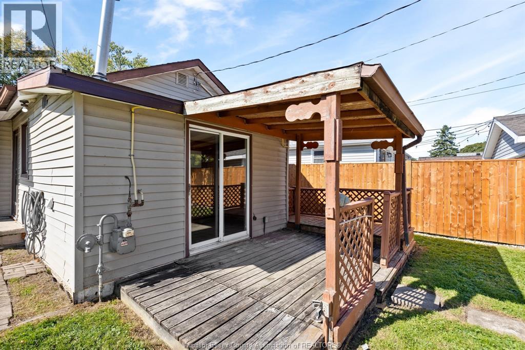 2352 CHANDLER - 18