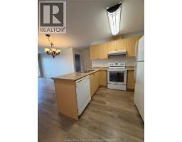 Eating area - 2650 Sandwich West Parkway Unit# 211, Lasalle, ON N9H0A7 Photo 7