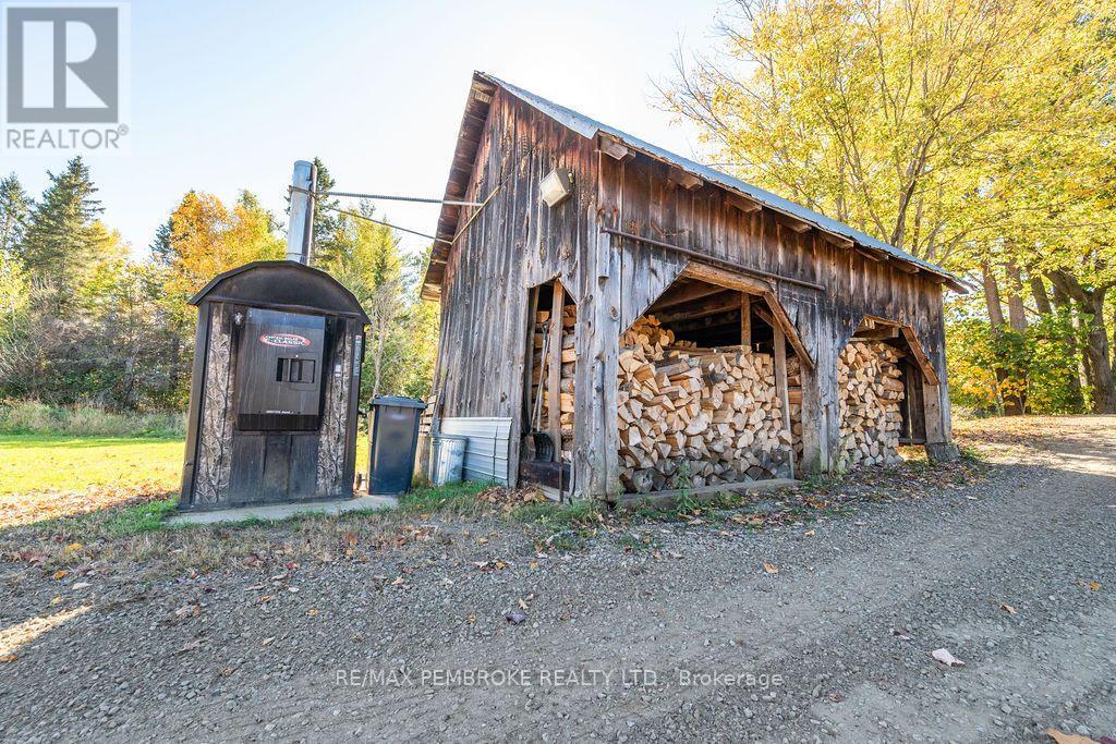 37800 41 HIGHWAY - Image 41