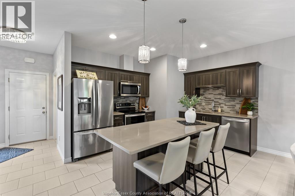 6114 Tiburon Crescent — photo 8