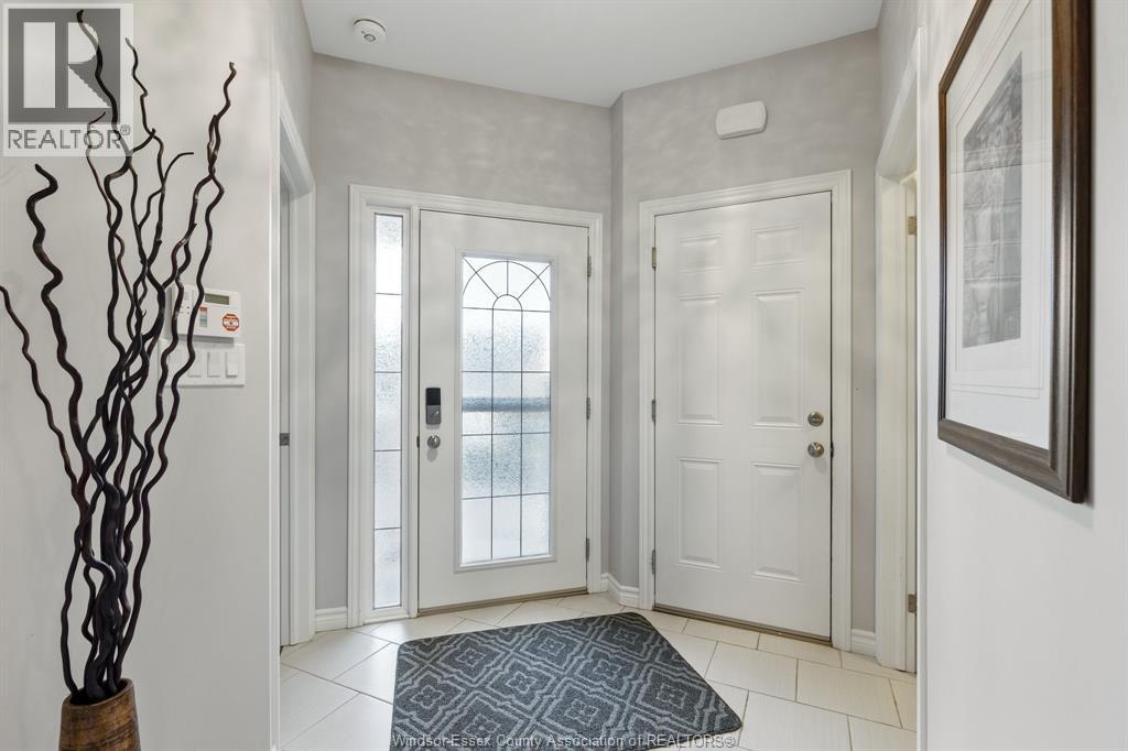 6114 Tiburon Crescent — photo 21