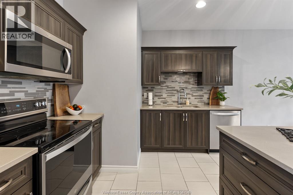 6114 Tiburon Crescent — photo 14