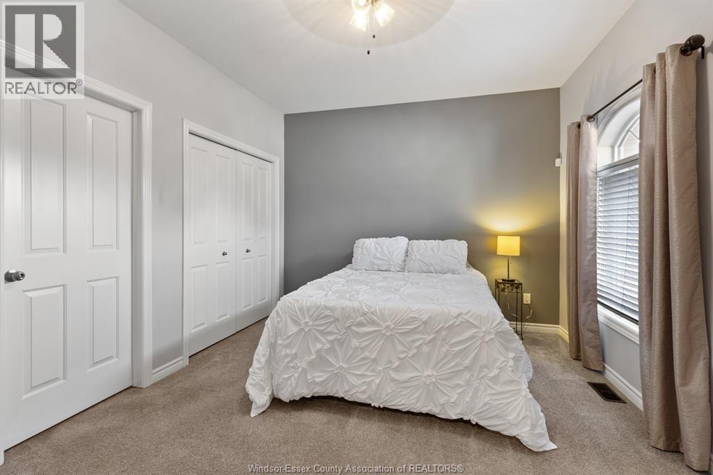 6114 Tiburon Crescent — photo 16