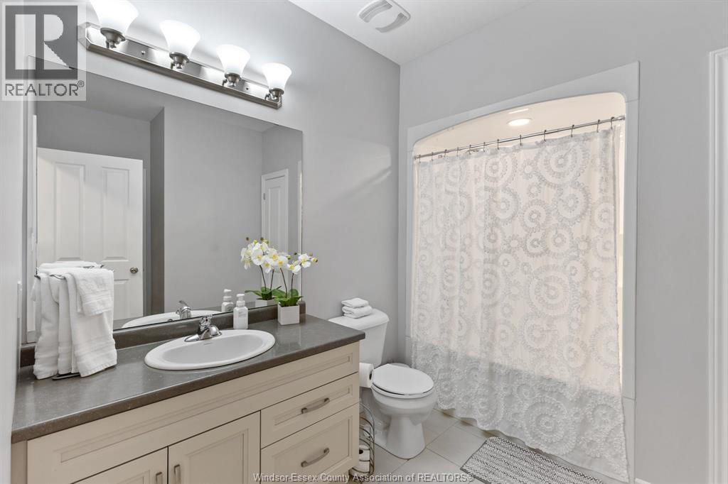 6114 Tiburon Crescent — photo 15