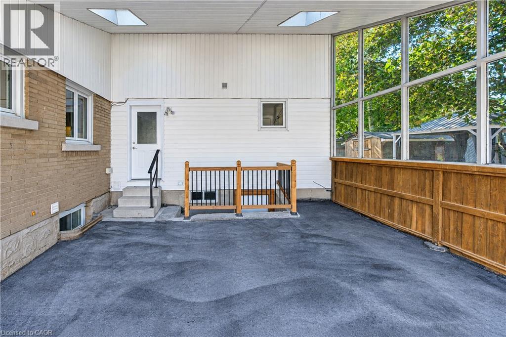 64 Lowrey Avenue South — photo 38
