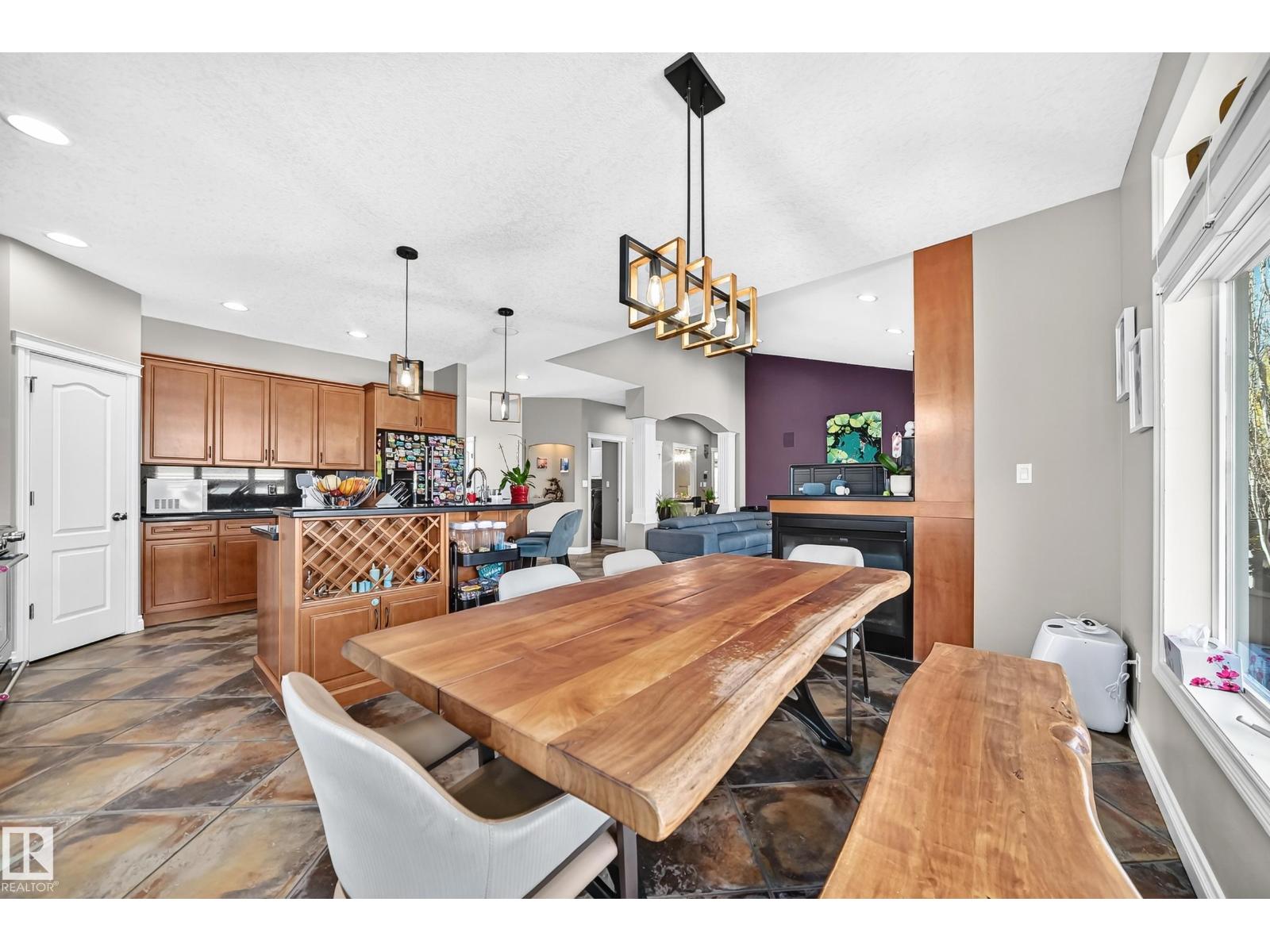 2412 Tegler Green NW, Terwillegar Towne — photo 16 of 30: Property photo