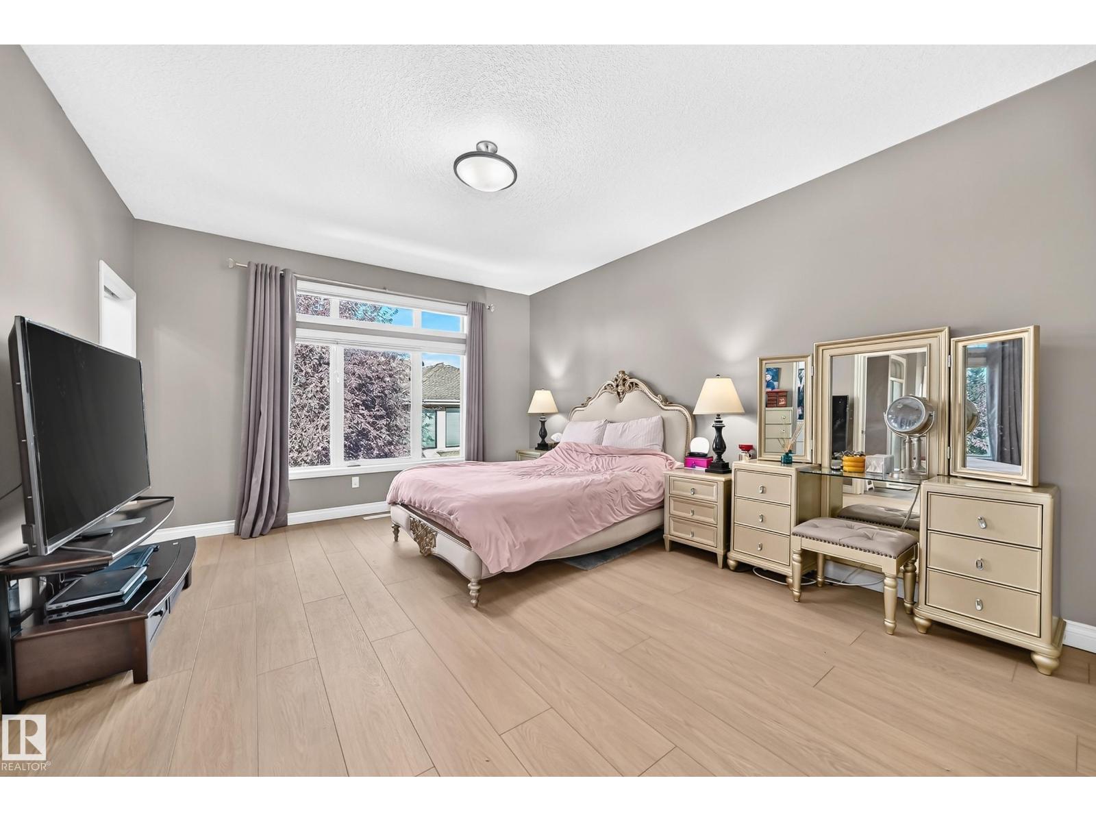 2412 TEGLER GREEN NW - 22