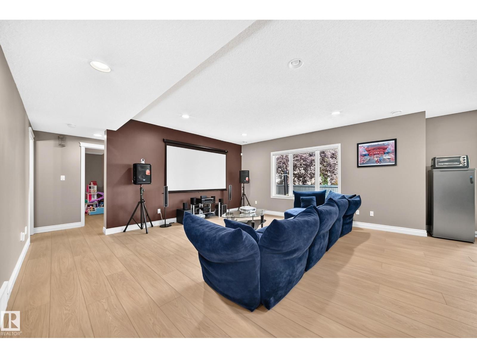 2412 TEGLER GREEN NW - 31