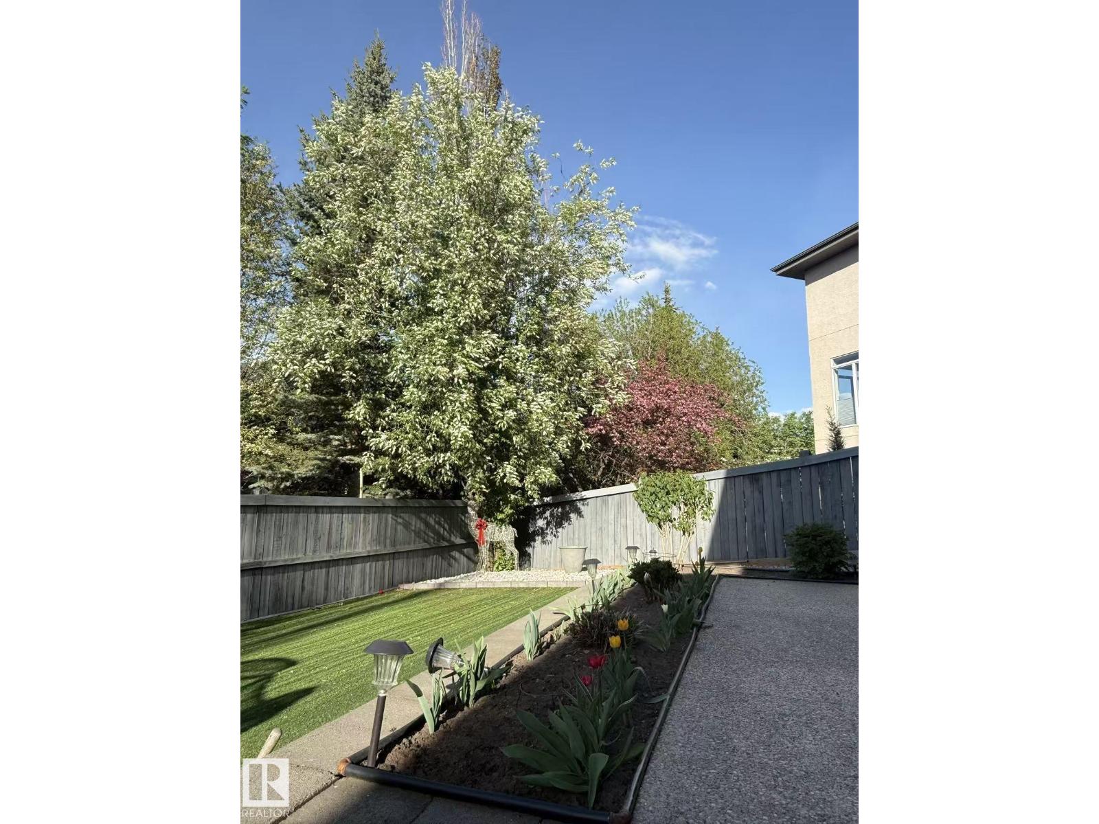 2412 TEGLER GREEN NW - 50