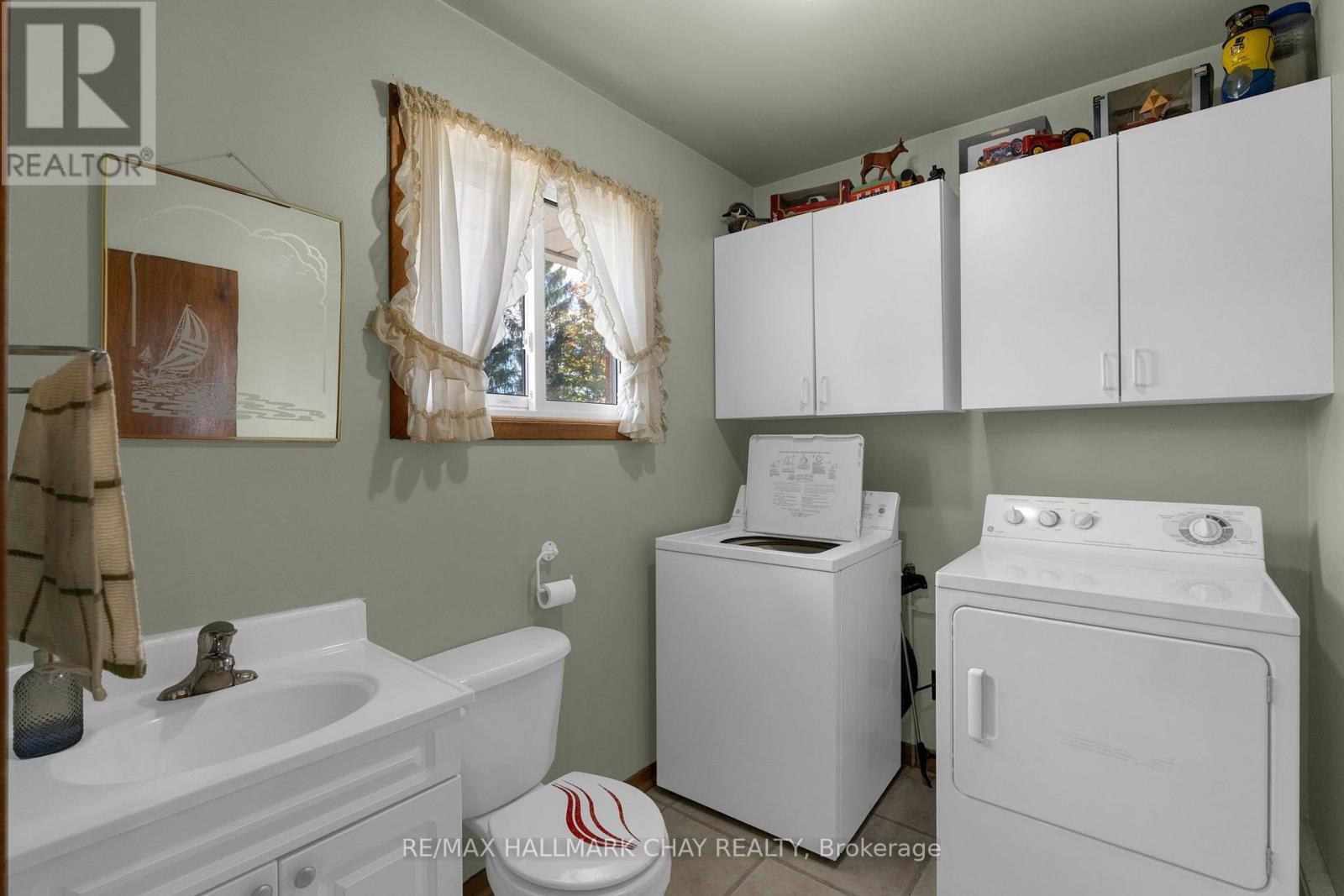1855 SUNNIDALE ROAD - 13