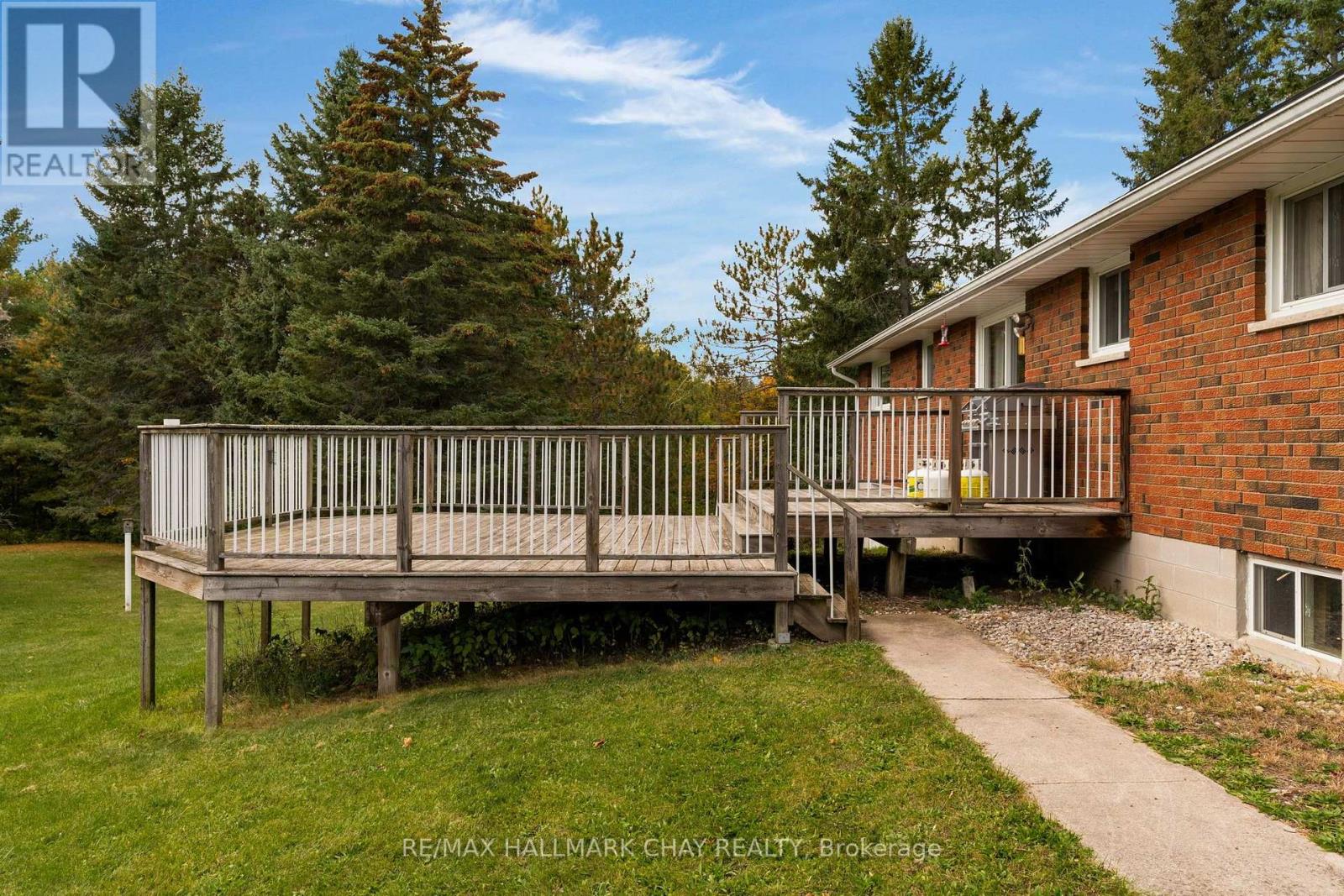 1855 SUNNIDALE ROAD - 21
