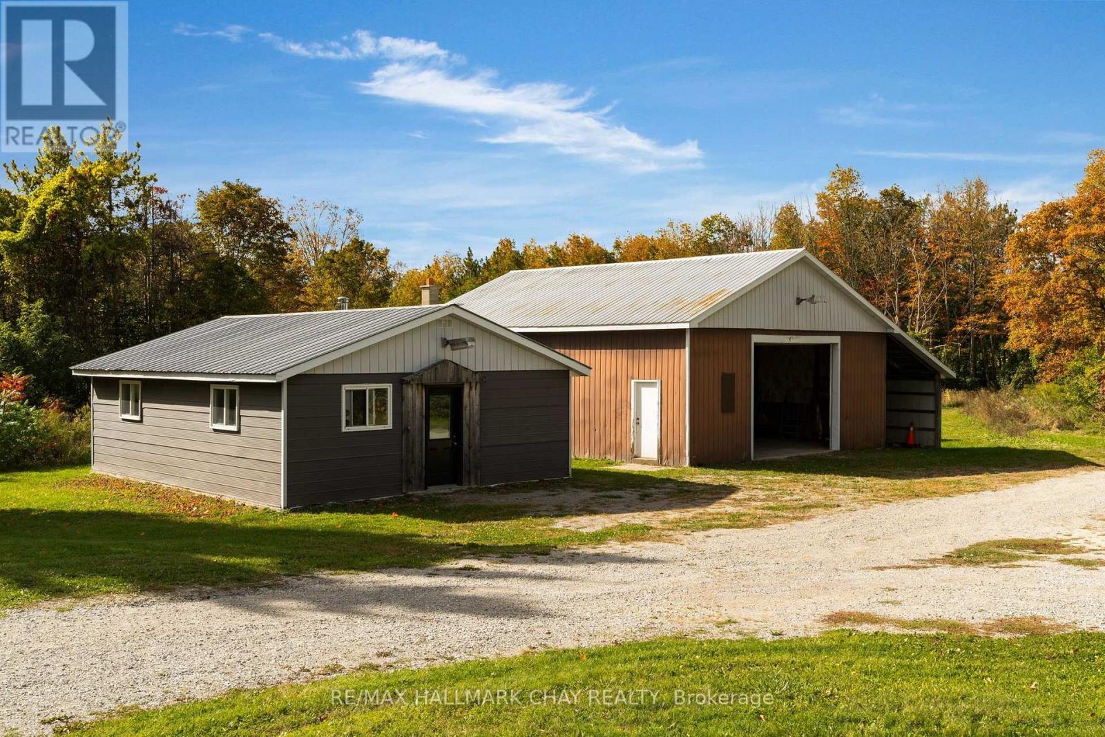 1855 Sunnidale Road, Springwater, ON photo 26