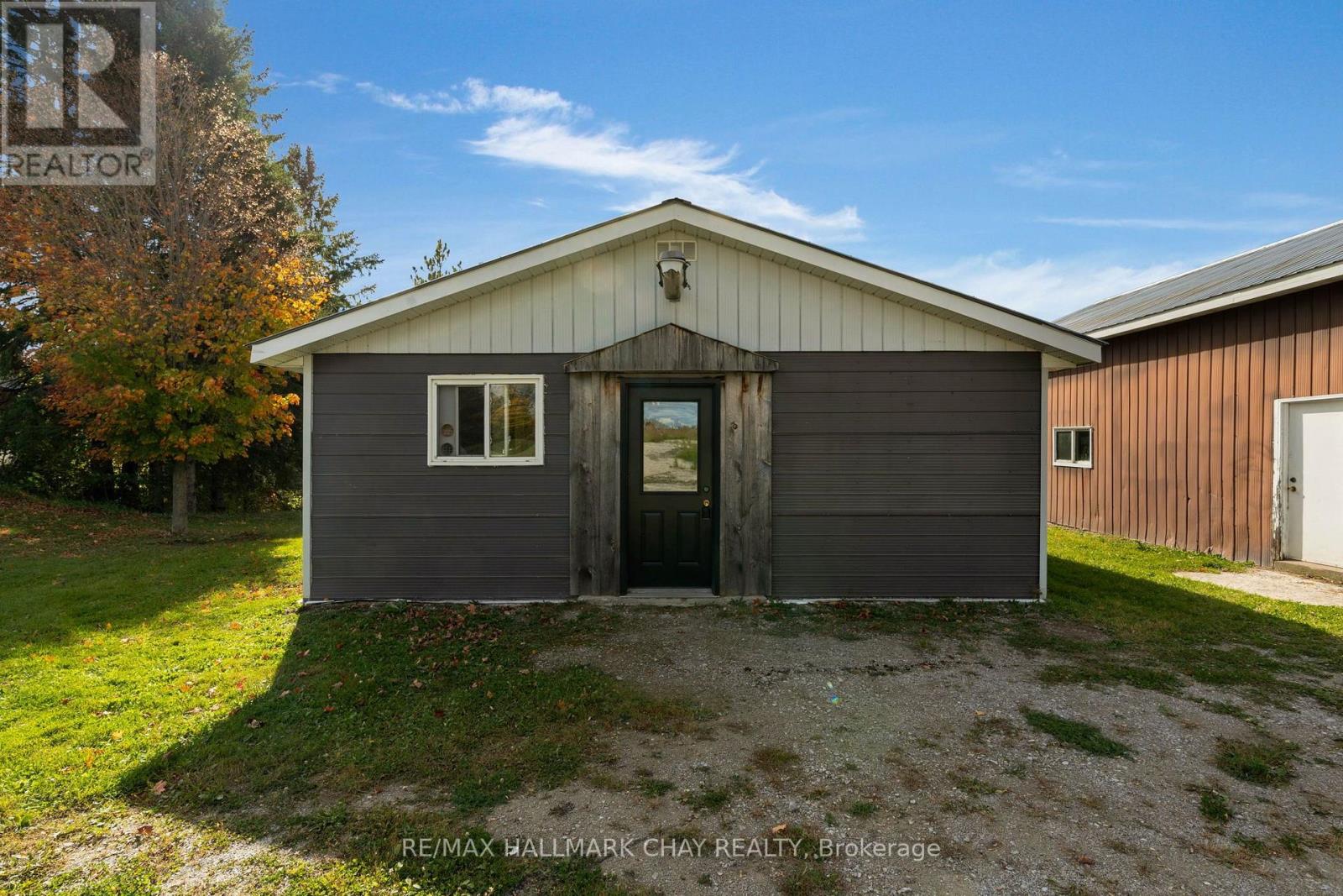 1855 Sunnidale Road, Springwater, ON photo 27