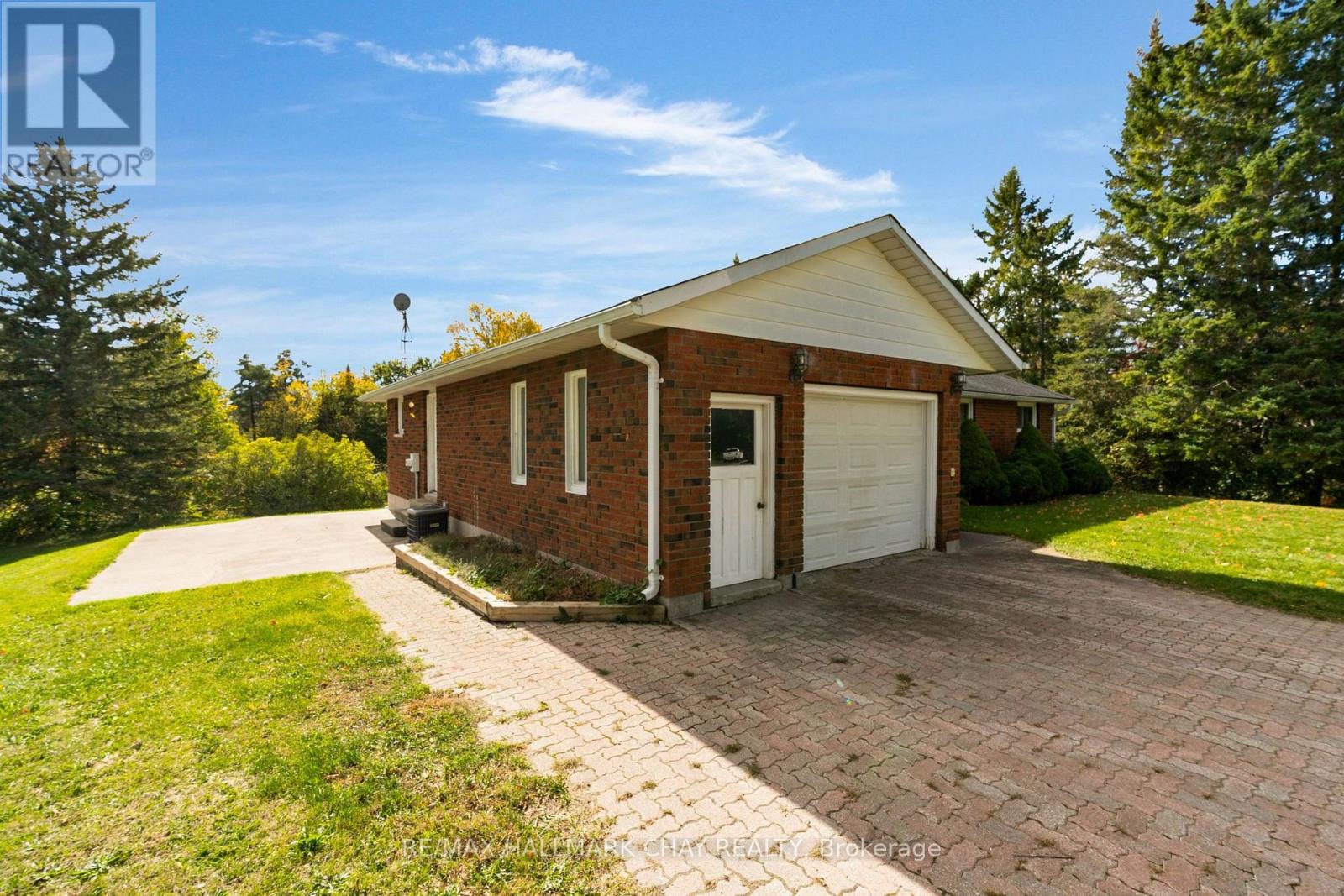 1855 SUNNIDALE ROAD - 3