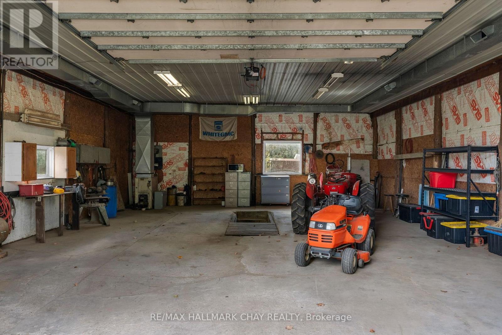1855 Sunnidale Road, Springwater, ON photo 33