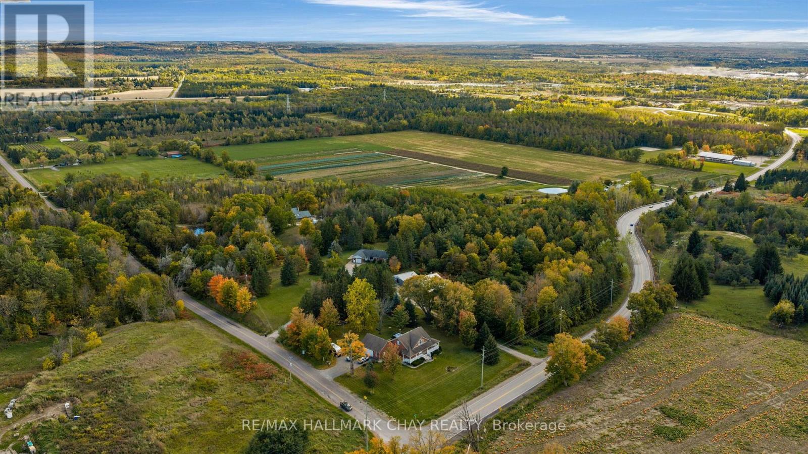 1855 Sunnidale Road, Springwater, ON photo 48