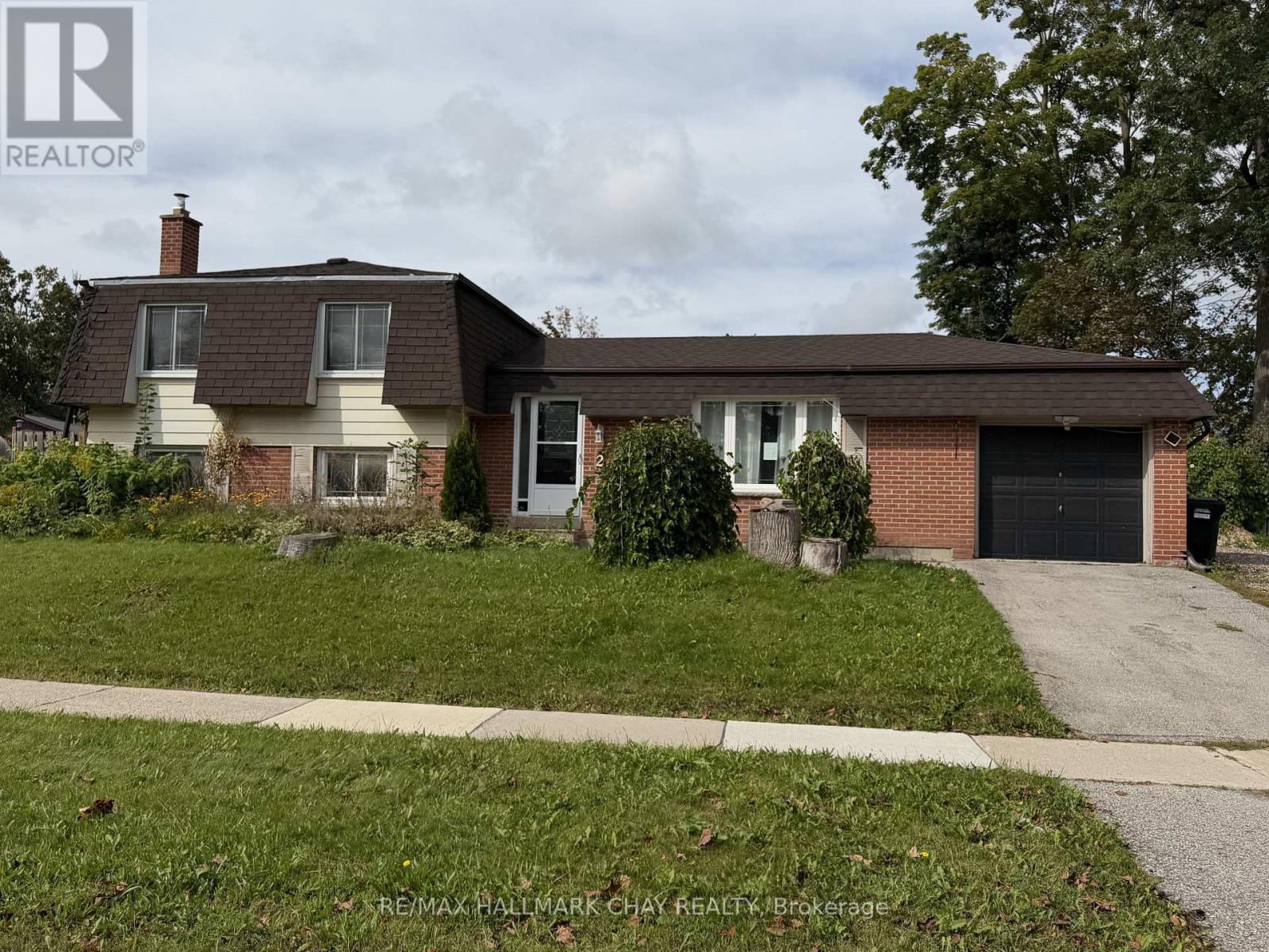 2 BIRCHWOOD DRIVE, Barrie (Cundles East)