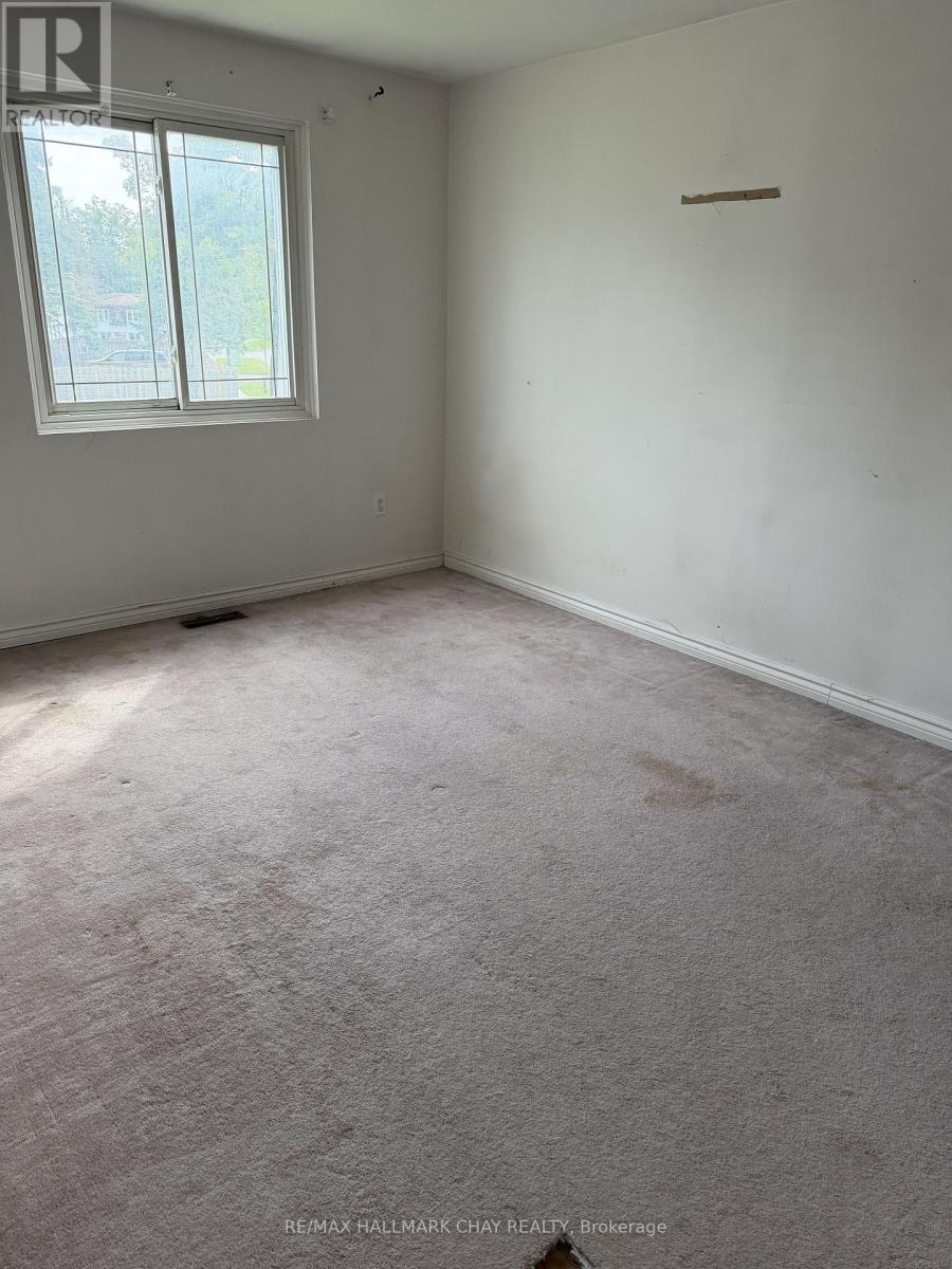 2 BIRCHWOOD DRIVE - 19