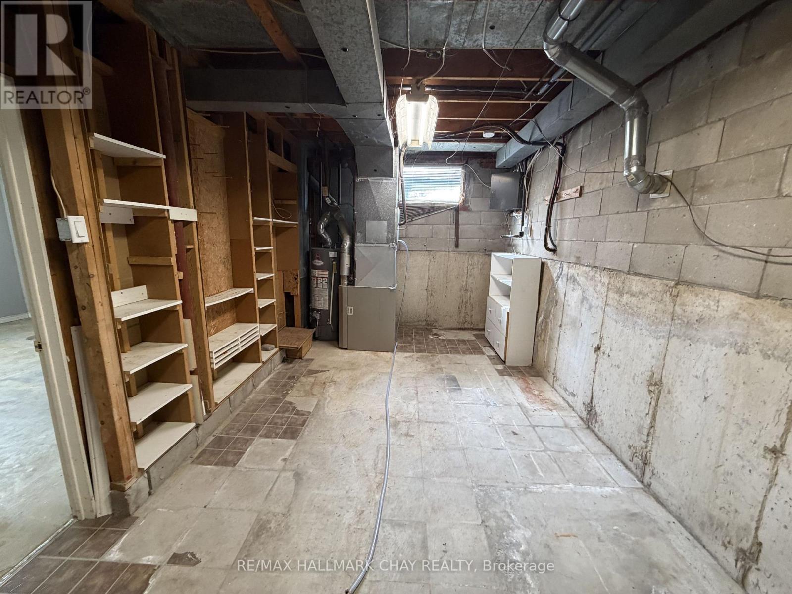 2 BIRCHWOOD DRIVE - 27