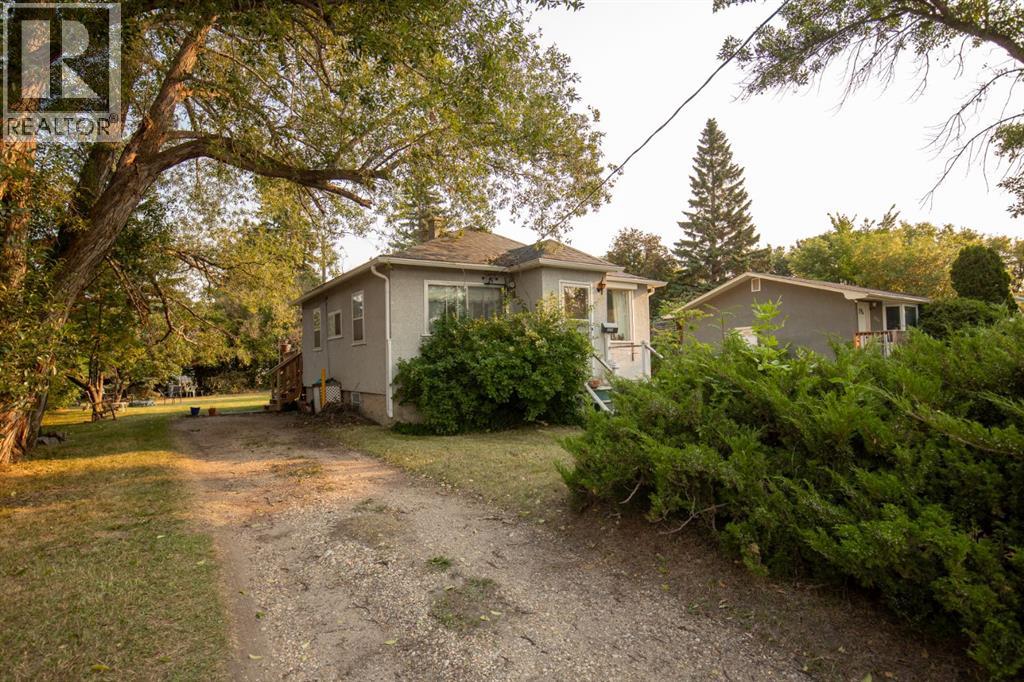 Listing photo – 3830 46 Street, Red Deer