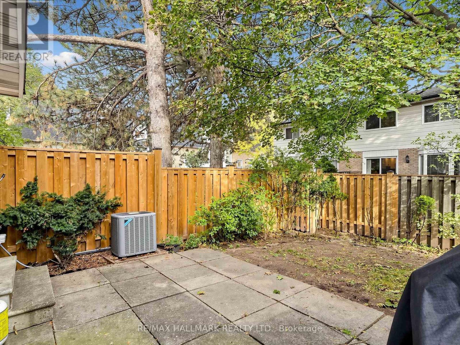 13- 282 Royal Orchard Boulevard, Markham, ON photo 40