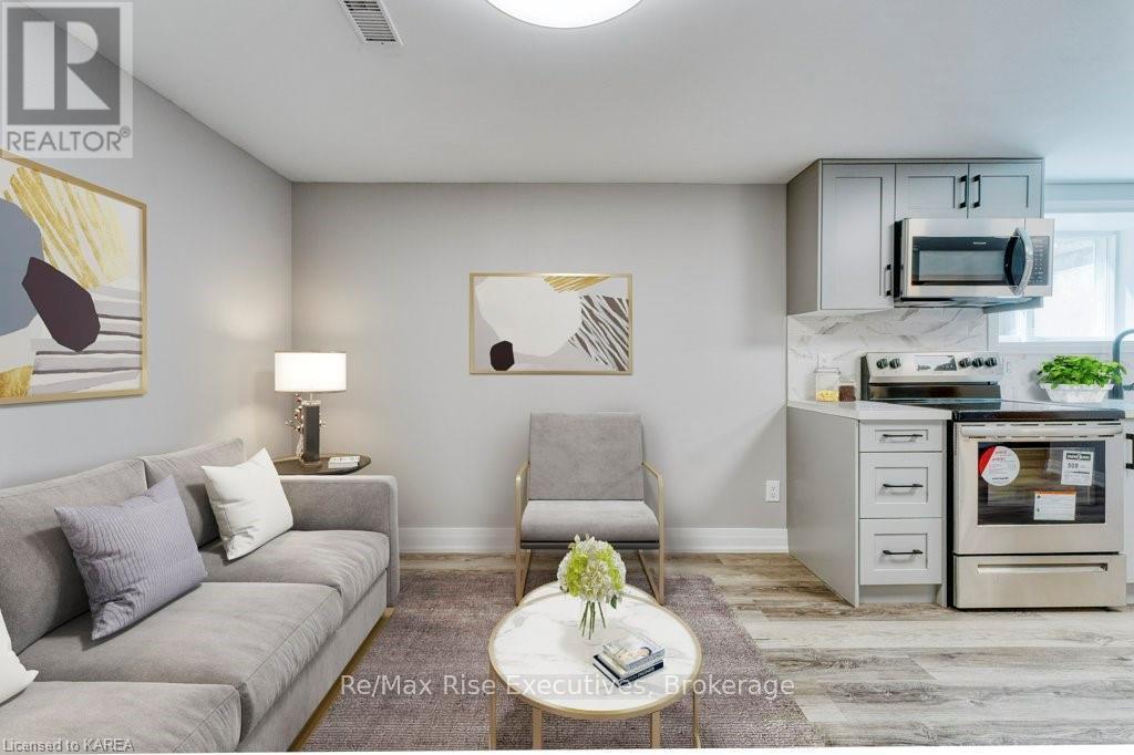 1640 MARY STREET - 20
