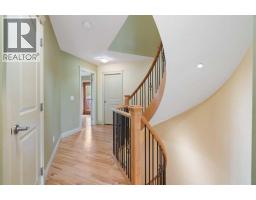 2323 22 Avenue SW - photo 22