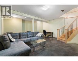 2323 22 Avenue SW - photo 34
