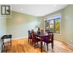 2323 22 Avenue SW - photo 4