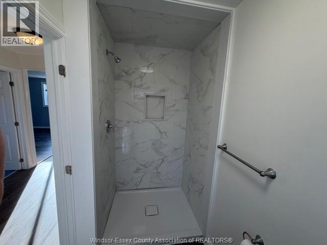 40 Holiday Court — photo 20