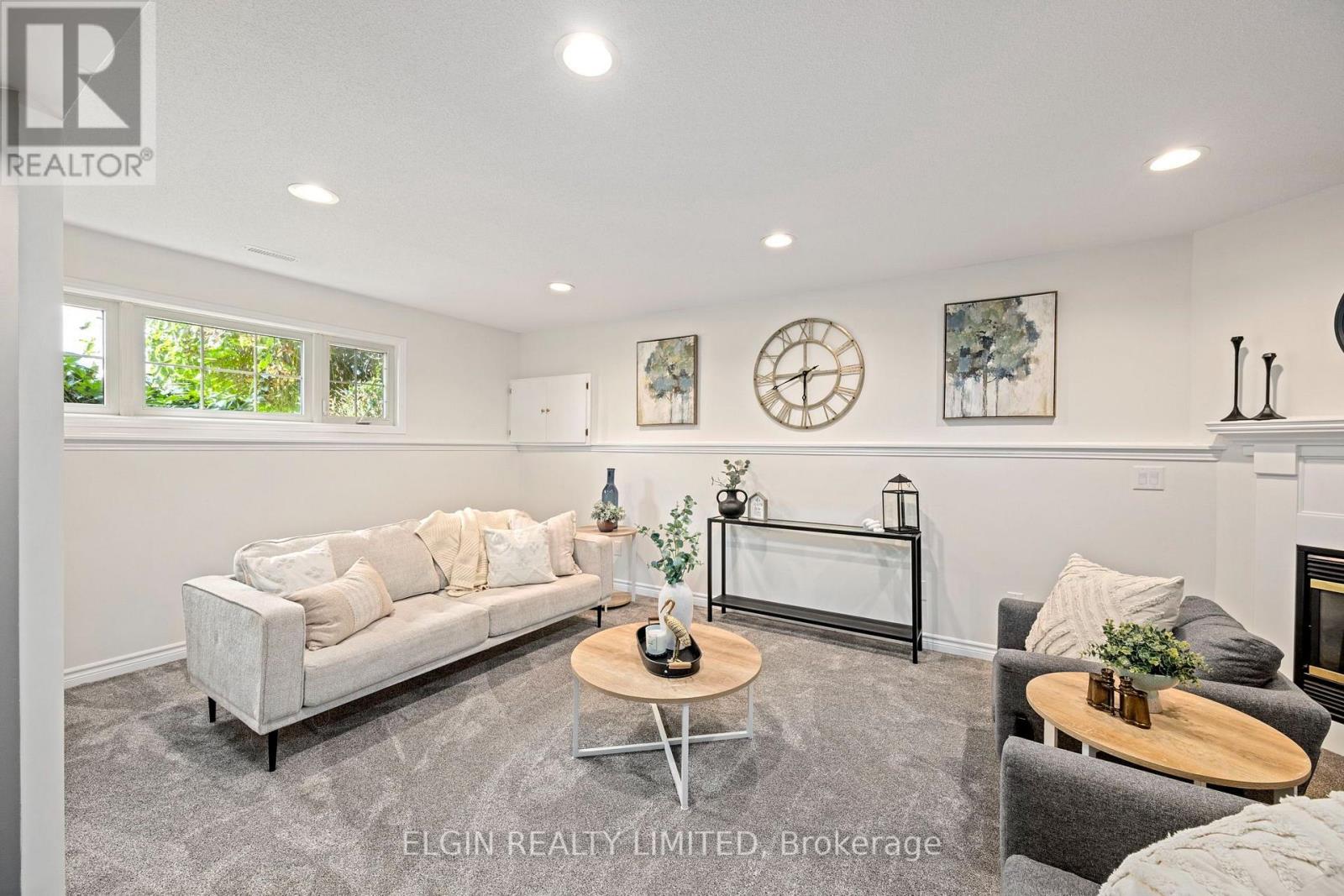 52 OLDEWOOD CRESCENT - 17