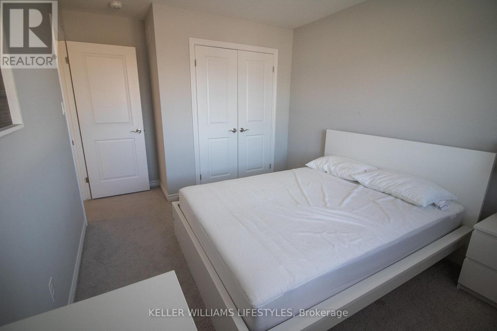 1866 Finley Crescent — photo 33