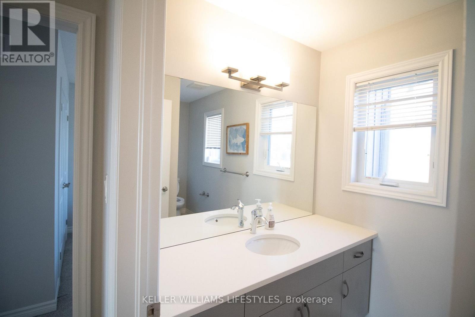 1866 Finley Crescent — photo 35