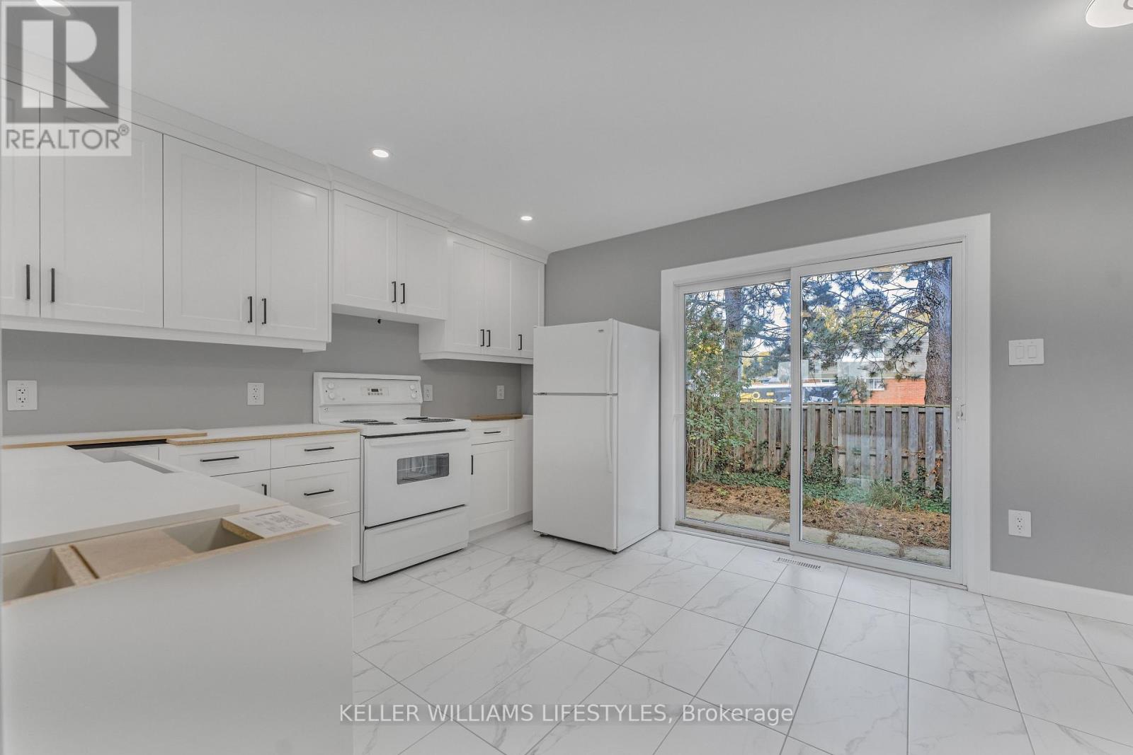 182 - 700 OSGOODE DRIVE, London South (South Y) — photo 8