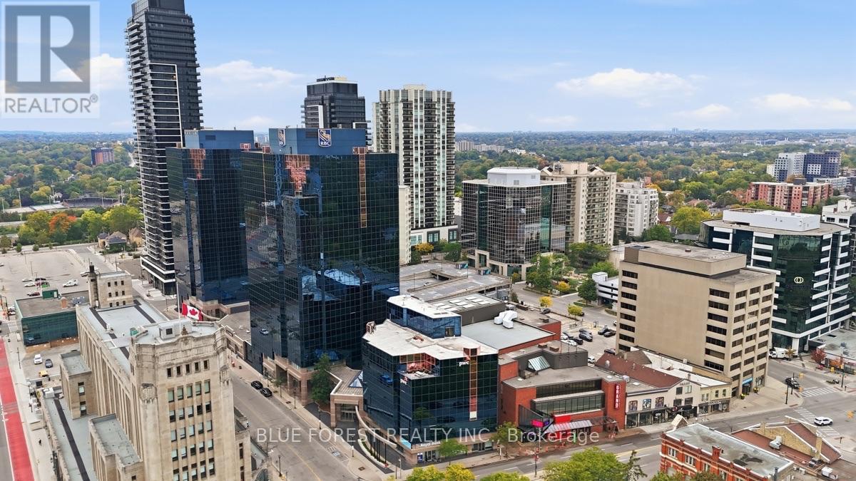 142 Fullarton Street — photo 31