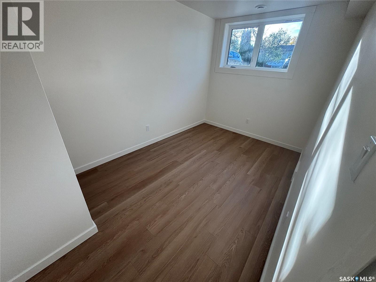 905B Argyle AVENUE - 13