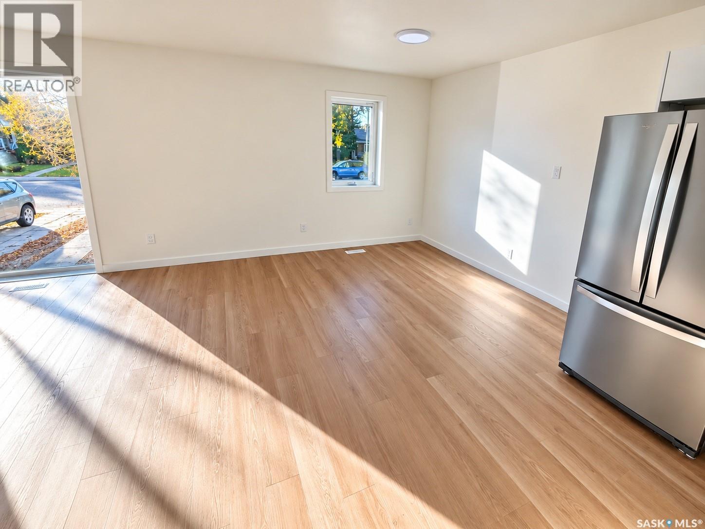 905B Argyle AVENUE - 4