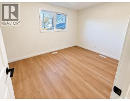 Bedroom - 905b Argyle Avenue, Saskatoon, SK S7H2V9 Photo 7