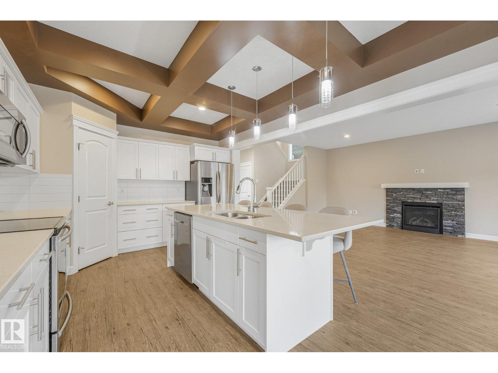 2304 89 ST SW - 11