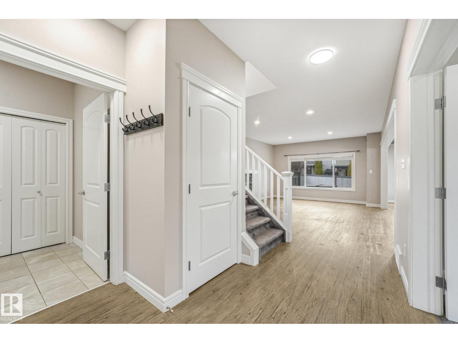 2304 89 ST SW - 7